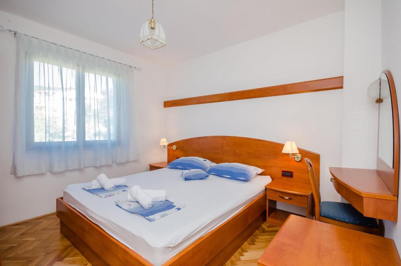 Apartments Zorka Kampor Exterior foto